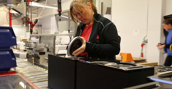 粘音響用什么膠水?就用多正音響專用膠水!